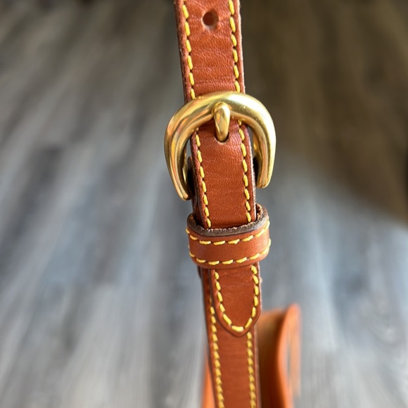 Dooney & Bourke AWL Mini Shoulder bag - Picture 5 of 13